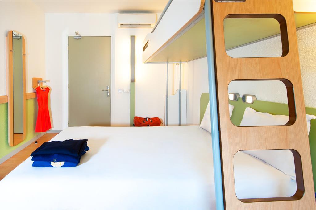 Ibis Budget Orléans Nord Saran Esterno foto