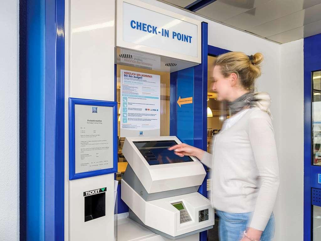 Ibis Budget Orléans Nord Saran Servizi foto